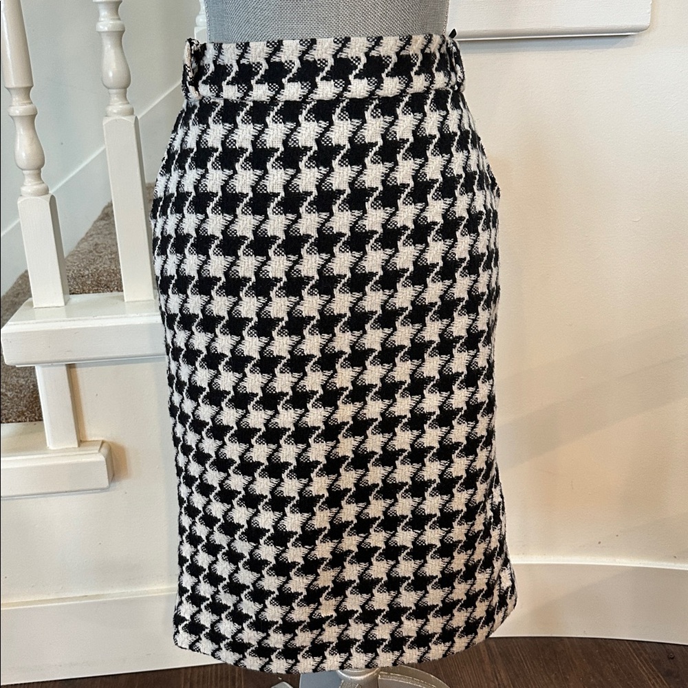 Nwot. Plaid skirt